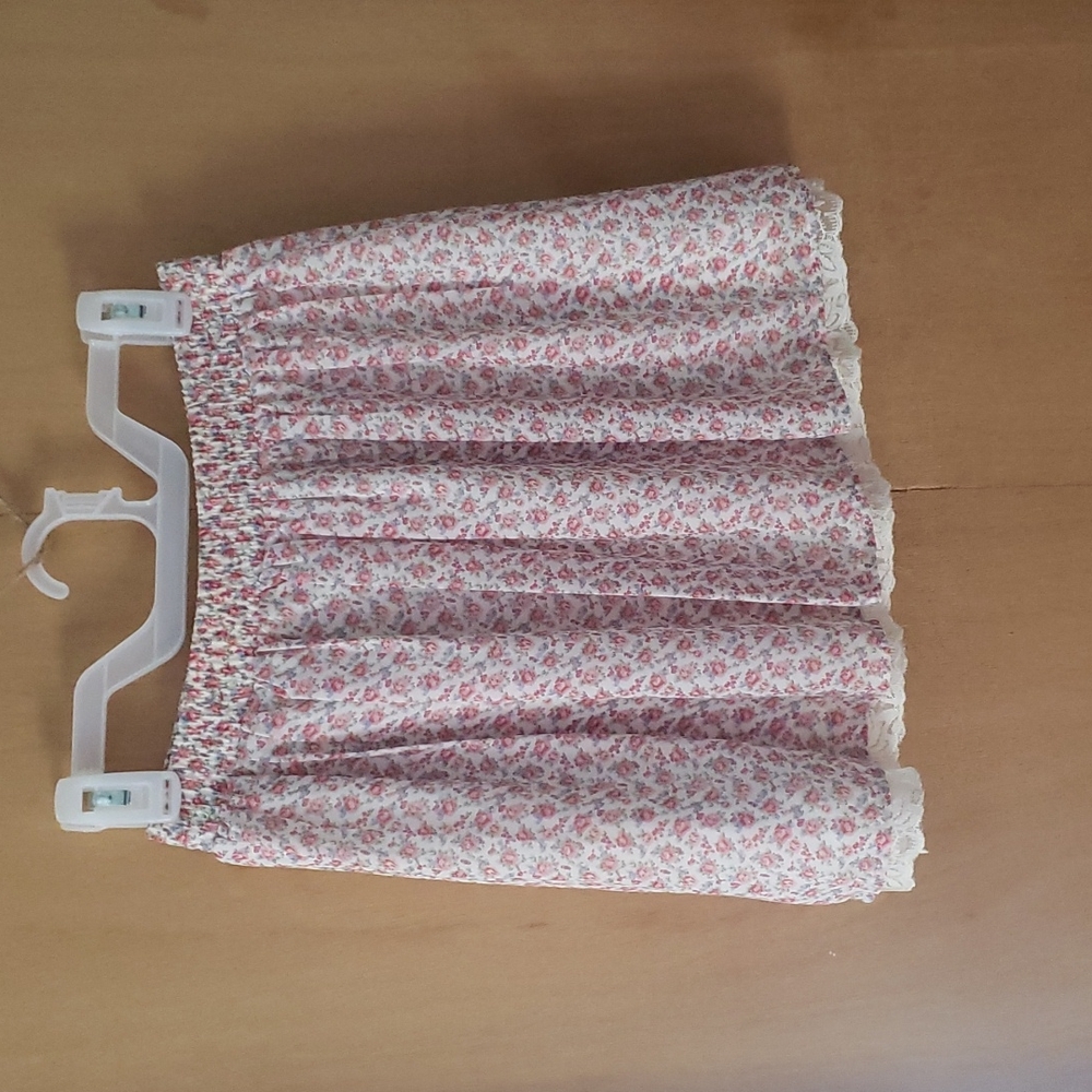 Adorable Skirt FOREVER 21